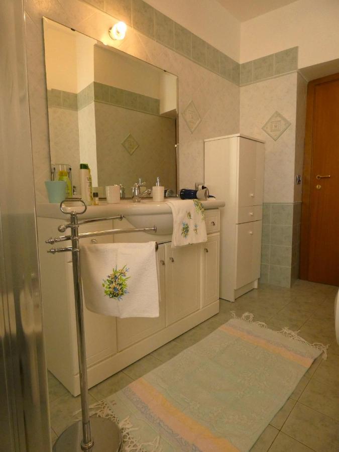 דירות אסיסי Scappo In Umbria, La Casa Di Eude מראה חיצוני תמונה