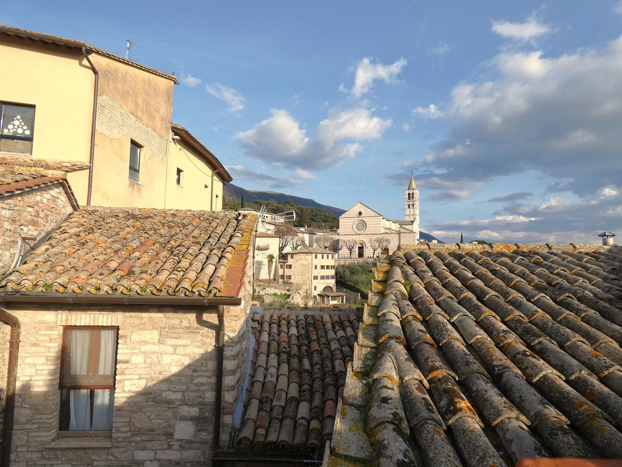 דירות אסיסי Scappo In Umbria, La Casa Di Eude מראה חיצוני תמונה